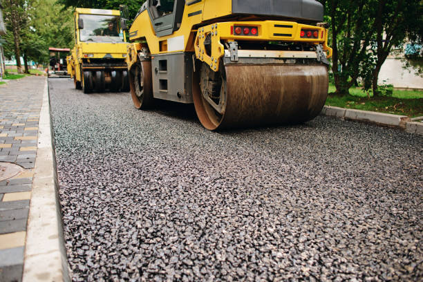 Best Driveway Paving Contractor  in Garden Plain, KS